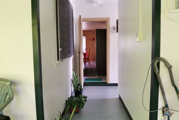 Entrance to accommodation Aliutu Guesthouse